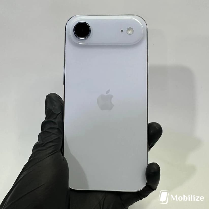 iPhone Air Sky Blue